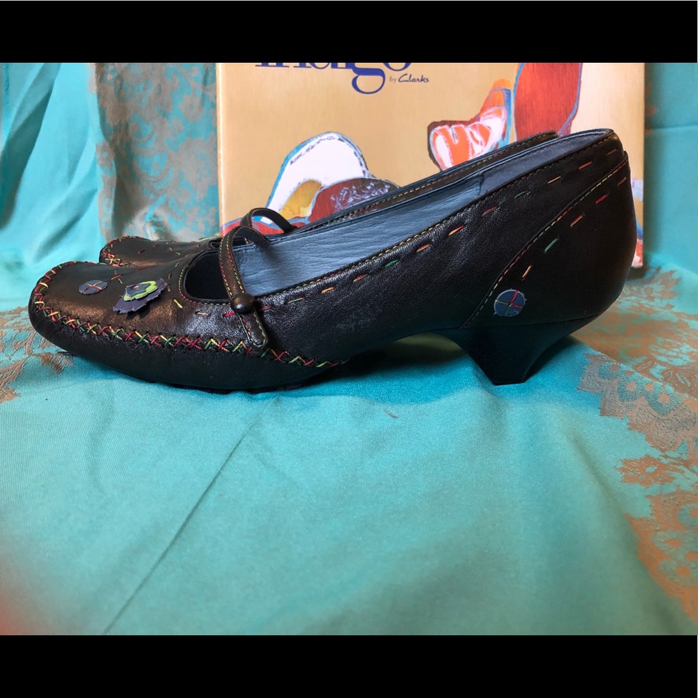 indigo by Clarks leather size 11 ankle strap